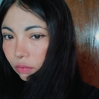 ViolentaMENTTE's profile picture. Más que bisexual, artista.  #JARANETA