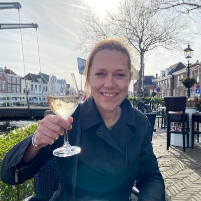 dutchessofprog's profile picture. dieren, muziek, nieuws, onderwijs. Slava Ukraini. team women.