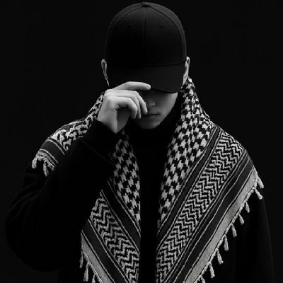 Fi2Brain's profile picture. Faceless Mastermind™ with Ai and Crypto | Investment Offers 💼 | Wealth Guide for the Hidden 📚 | Control Systems, Not Attention.

Stay valid,not vanish.