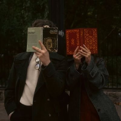 malik_aabid99's profile picture. “🔥 Fueling souls with the power of books | 💡 Turning pain into purpose | 
A tragedy when a mature mind and a romantic heart are in the same body😊♥️