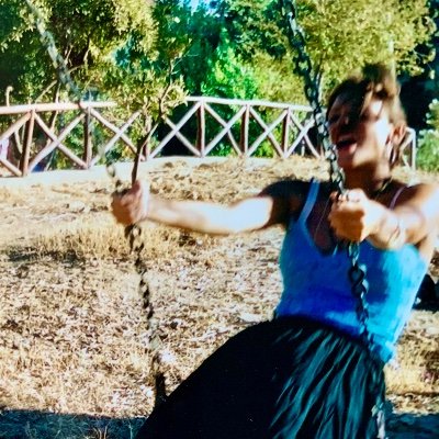 minorroarr's profile picture. Poet 

Fire in the Oubliette @LiveCanon
Arcadia @PoetryIntl