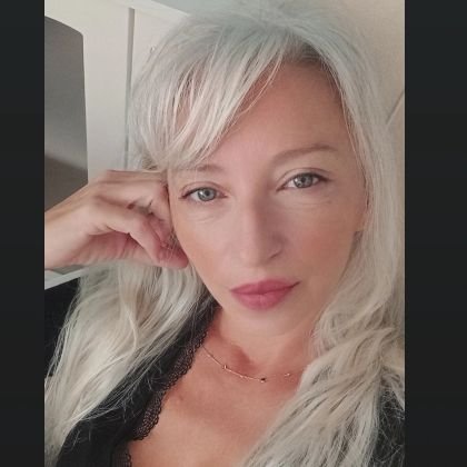 5fifthelement_'s profile picture. mom,astrolog, stk gönüllüsü
                             🤍 BJK 🖤