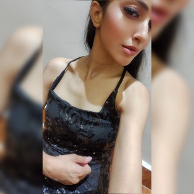 loveena_joshi06's profile picture. Dogs || Quotes || Poetry  || Old - School 
ॐ नमः पार्वती पतये हर हर महादेव 🌸🍀🕉️🌿🔱