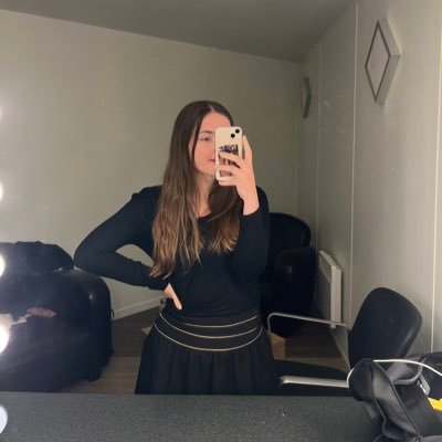 YouthBurzek's profile picture. You always make me feel so so good. Ur so very kind & sweet. Stay well & stay in touch ~ P. Flueger❤️ 27/ insta: capuness / c.lechanu