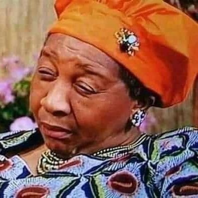 CallMeYolie's profile picture. I Stan a Winner her name is Imisi pls show some respect to her 🙏 😔.