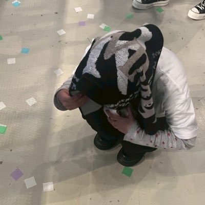 lln_wimps's profile picture. 🌹06(19) / RADWIMPS