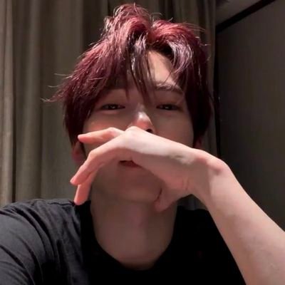 astereume's profile picture. IIV • XIII