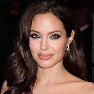 JenniB_1's profile picture. Mom, film maker, refuge advocate, humanitarian