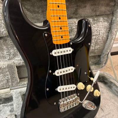 loonylunaa2112's profile picture. 