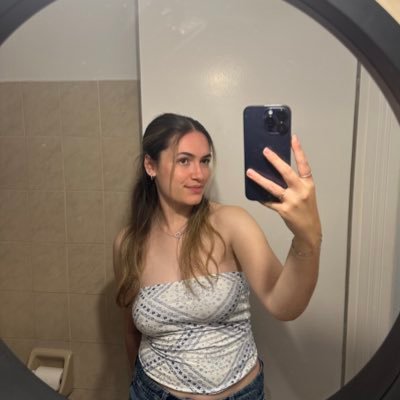 starwarsbws's profile picture. star wars, supernatural, the boys + marvel enthusiast ☆ sabrina & ariana !! ♡୨ৎ the vamps ♡ musicals lover !!! ♡