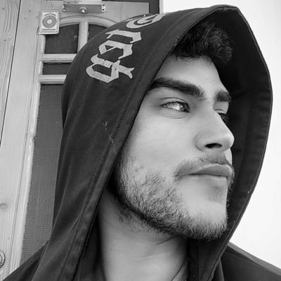 theycallmesif_'s profile picture. bura/bhala.