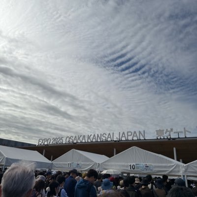 FOCUSMODE637031's profile picture. 禁欲 × 細マッチョ化。 静かな色気を鍛えるアカウント。 毎朝の筋トレ（腹筋/腕立て/スクワット）、体の変化を記録。 T（控えめ）・体のライン・努力ログ。 顔なし / 完全匿名。 同じ感性の人と繋がりたい。