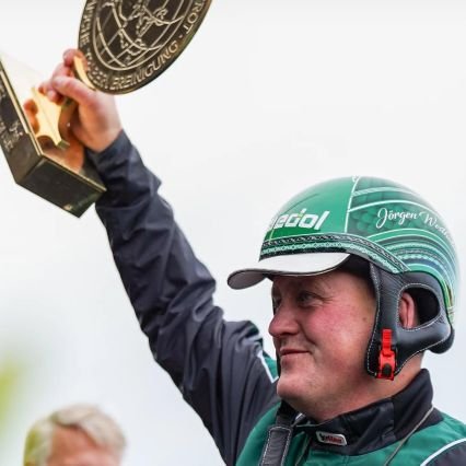 TeamWestholm's profile picture. Sveriges närmaste travstall. Twittrar om allt möjligt i travets underbara värld!