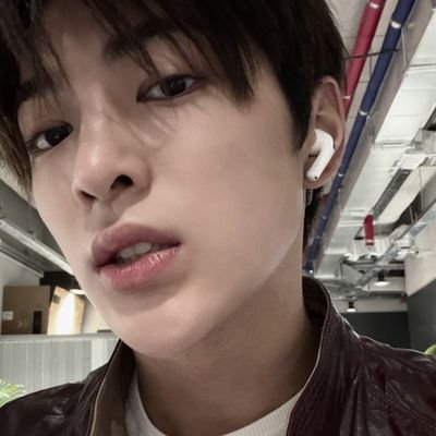 Keondho's profile picture. A quiet kind of free, a calm kind of alive.