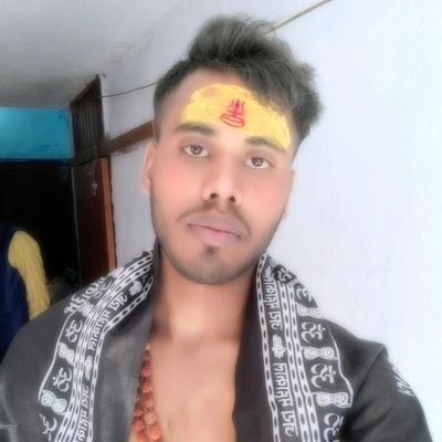 SATISHKUMA71347's profile picture. 💭Dream Army🇮🇳
Mom+Dad=🌍
मुझे फेमस नहीं बस आपका फेवरेट होना है😊
Reel में नहीं तुम्हारे दिल मे❤️