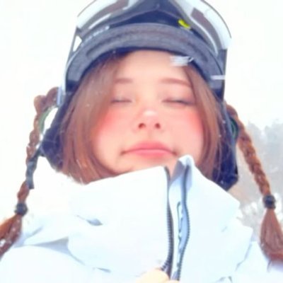 pirateyuji's profile picture. slowly making this my anime alt again~
(sb to unfollow)
main- @starrsbeat