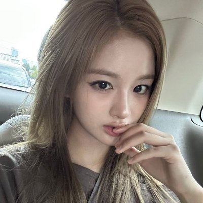 neultism's profile picture. i love lee know