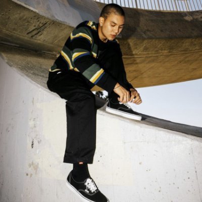 kurniawan_52266's profile picture. this real human dude

#respect