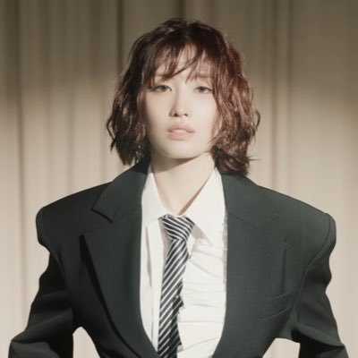 misamo_nahyo's profile picture. Se existe algo mais perfeito que o abdômen da Momo, as pintas da Mina, o nariz da Sana e os dentinhos da Nayeon, desconheço