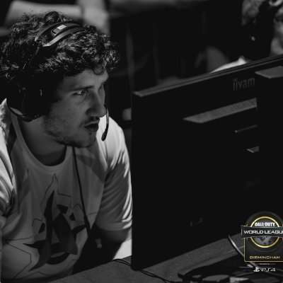 HMRFlame's profile picture. Founder/CEO - @Hammeresportsuk '
CoD Player (2013 -2025)
28
Wife @missvdubz