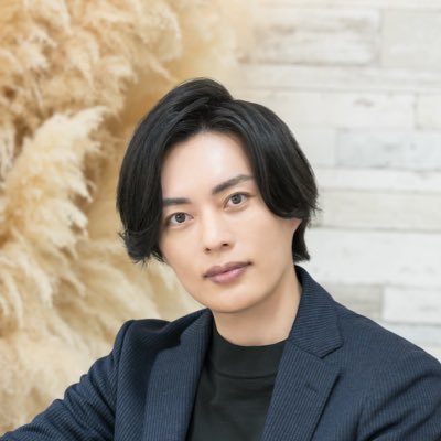 junsan_77's profile picture. YouTube登録者14万人超 ＼Amazonランキング5部門1位／ ▶︎『引き寄せの新法則』(KADOKAWA) が続々重版中｜ JADP認定 上級心理カウンセラー｜LINEでは潜在意識書き換え7大特典プレゼント↓