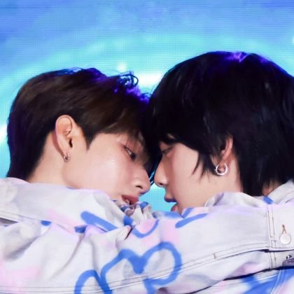 KelliBee10's profile picture. A mother of four. .🥰