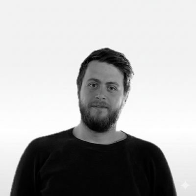 latiifsh's profile picture. Software Engineer • Linguaphile • 🖖