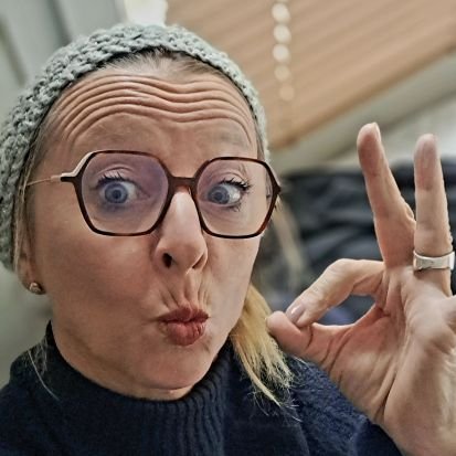 ChrysHart's profile picture. Epicurieuse #prevention #educationalasante #santescolaire
Personnel de Santé à l'EN