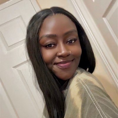 softlysebs_'s profile picture. Psalms 139:19* | 36 years young, live • laugh • love • #crushedvelvet #croppeddenimjacket #leopardprint #whatsapp