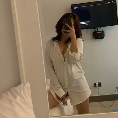 UniverseBoss21's profile picture. 