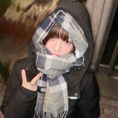triplesaholic's profile picture. yeonji's main student yapper