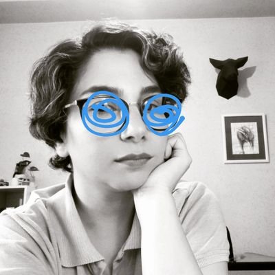 Miichkaaaa's profile picture. دیزاینر و موشن گرافیست | موشن اینتراکشن 🎬
مدرس دانشگاه