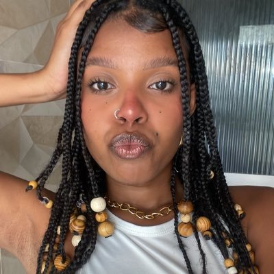 lud_lindona's profile picture. 