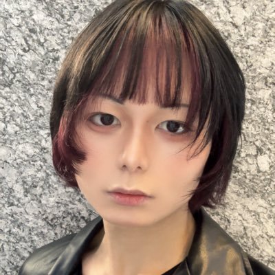 Akb_2black's profile picture. 死にゆくまでアーティスト
