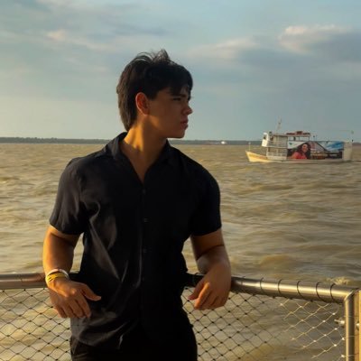 vicentepaesf's profile picture. fuck you (foque em vc)