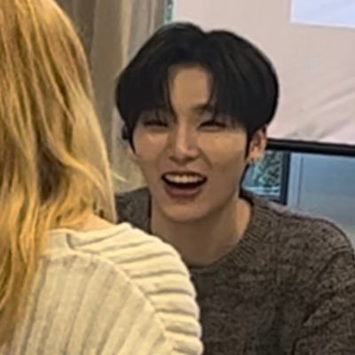 blrrydawn's profile picture. Weve x Tomoon ♡ missing 245 . “my little star ✨🛸”