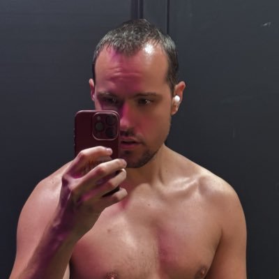 itsallaboutdann's profile picture. sufro paralipofobia | mi palabra favorita es 'gratis' | barro y friego en @eurospaincom