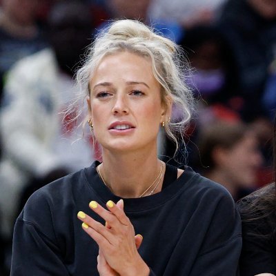 AdamJ7868's profile picture. Highlight Queens is your go-to spot for the most savage WNBA takes, fiery game reactions, and the biggest highlights you can’t miss.