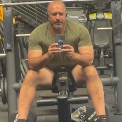 bc_claudio's profile picture. Existem momentos na vida em que a gente precisa ser mais forte do que acha que pode!