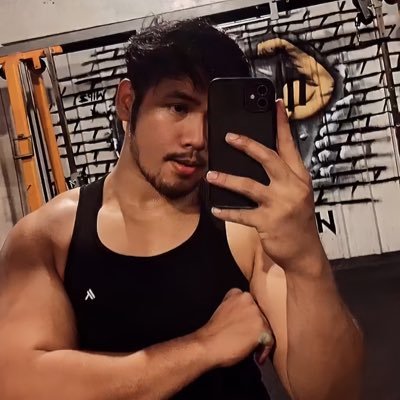 bastngr's profile picture. https://t.co/Y4bxnNHkFN