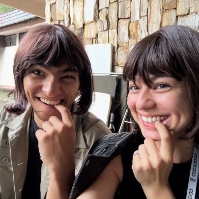 thisisnotunna's profile picture. Soft hearted with anger issues 🩷🐺🤡 #lopepakbudi #Livereactionsinet #memeholic #yapping4lyfe