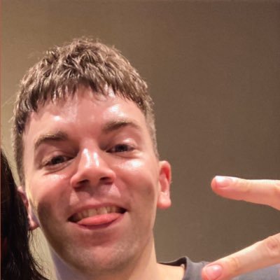 buroburo28's profile picture. 🇦🇺→🇯🇵  こっちは筋トレメインでアップするかも？