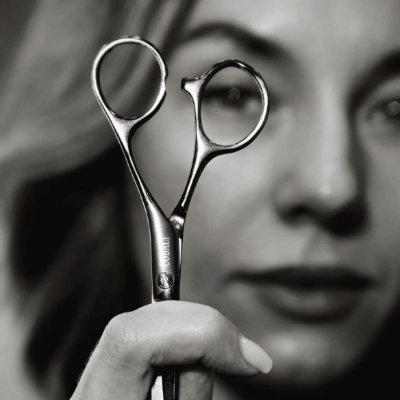 annabeneduci's profile picture. ✂️ Anna | Your Style Architect
Turning hair into art and your haircut into your best accessory. 💇‍♀️
Welcome to my creative space!