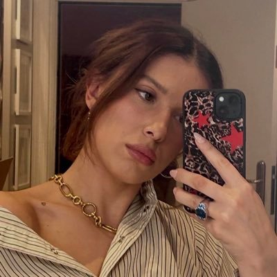 soansiosaa's profile picture. 𓏲𓏲.. ho il sole dentro ma è lunatico🥀procrastinatrice professionista; amante della musica e delle serie tv, born to be a fangirl ✮ ࣪. she/herㅤ󠀠󠀠󠀠