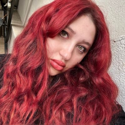 busilaai's profile picture. 