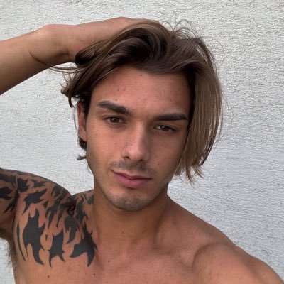 SweetAlexz's profile picture. Boy from France 🇫🇷