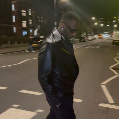 viesimple_'s profile picture. the reated-r #bdg