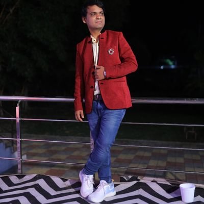 Nareshbo49125's profile picture. photography, Research, Travel !
Tech around the world !!