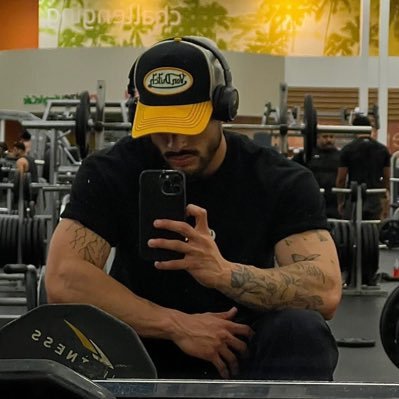 gabsdevv's profile picture. ABC