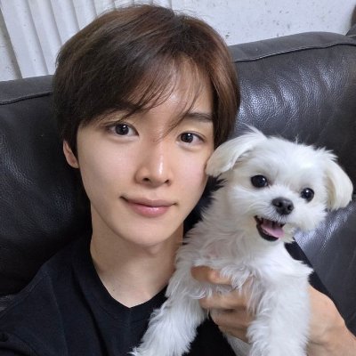 syoongchan's profile picture. Winter and BRIIZE.